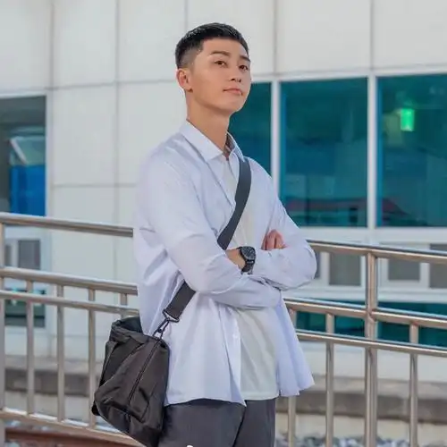 栗子头朴叙俊黎泰院class男生头像