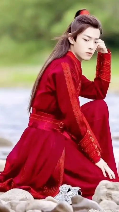 你惊艳了多少时光,温柔了多少岁月,红衣羡是我的执着!#肖战#陈情令