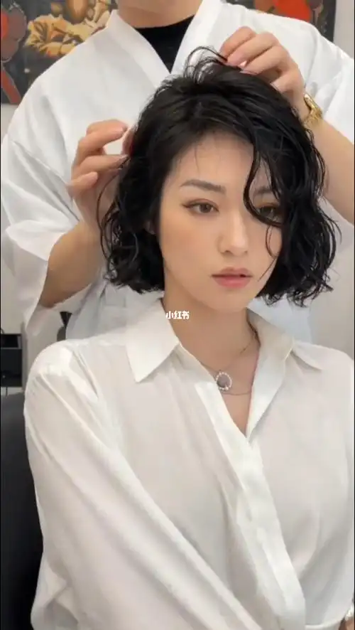 最经典短发法式烫发|||短发烫发推荐～慵懒港风法式烫发 超适合圆脸