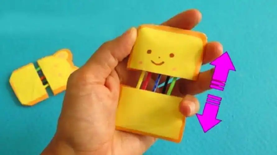 平常玩的的手工折纸怎么做