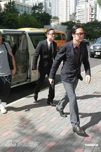 图文:蔡一杰醉驾案庭审-蔡一杰蔡一智两兄弟