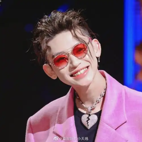 小鬼是乐队彩排气氛组吧##王琳凯可爱