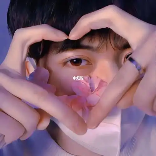 比心情侣_情侣头像_情侣头像分享_素材_头像