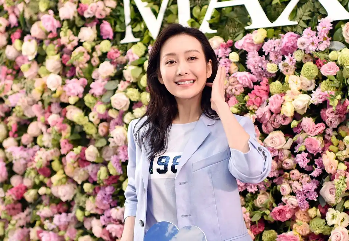 这两天很多人都说王鸥被"绿"了! 但很多人忽略了最重要的一点,何九华