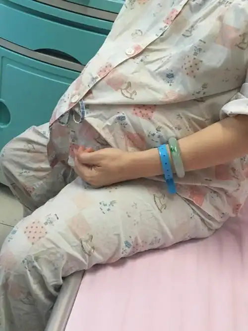 孕晚期肚子下坠好厉害