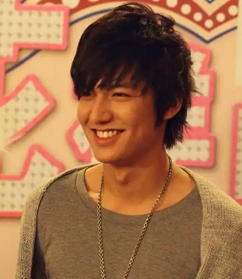 秀智走花路不难,谈一场有头有尾的恋爱不易_裴秀智_李敏镐_恋情