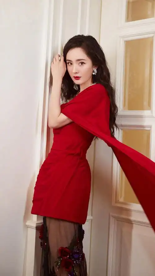 杨幂美艳红裙性感高清桌面壁纸_明星_手机壁纸下载_美桌网