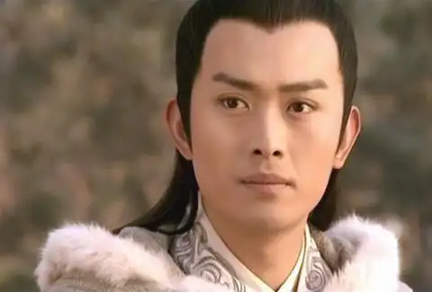 演的电视剧在上映,有网友也表示被以前的古装男神黄海冰给迷死了