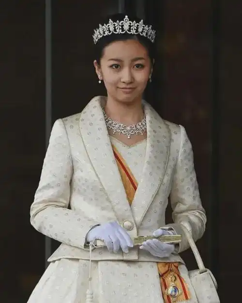 日本佳子公主快30岁了靠参加皇室公务领取报酬独居喜欢自由