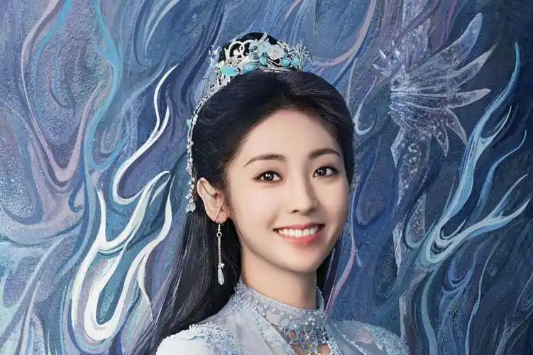 电视剧《烈焰》热播,邢菲凭借精湛的演技赢得观众的认可,尤其是在剧