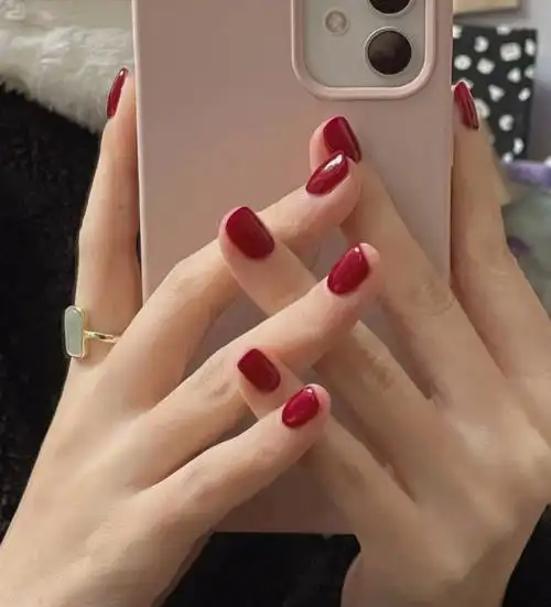 超显白的纯色美甲