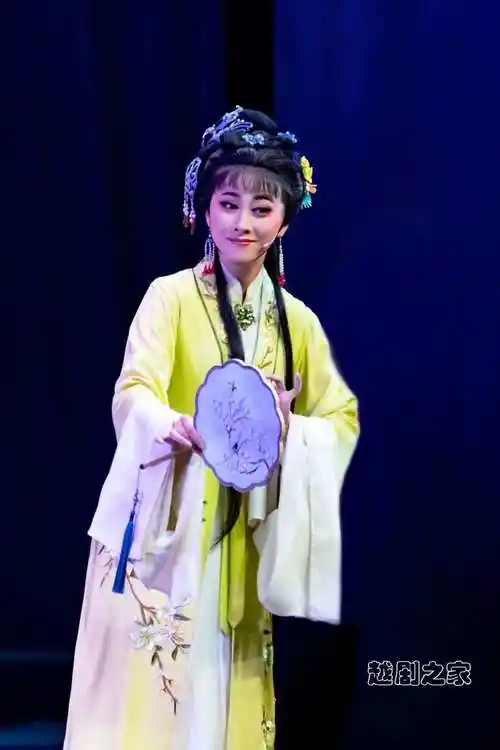 《女吊》剧照顾锡东诞辰百年青年演员展演《女吊》孙琴菲越剧《情探》