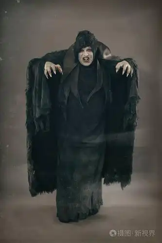 照片 古代的恐怖突变吸血鬼与大吓人的指甲.中世纪的 f.jpg