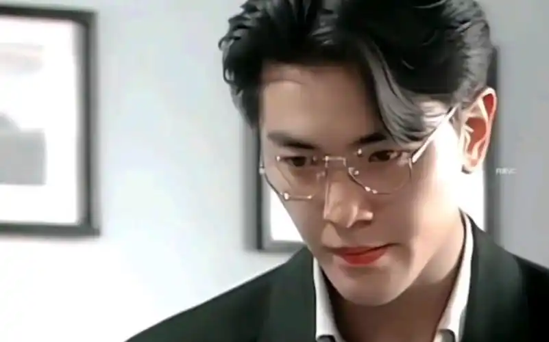 长发短发都好看的人,伊面郑伊健