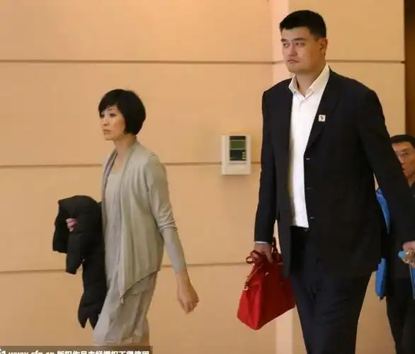 姚明的妻子有多高?