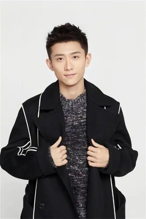 回顾从90后演技扛把子到无戏可拍张一山做错了什么