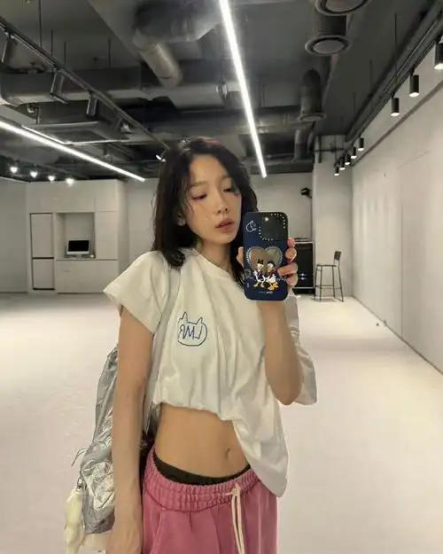 金泰妍#kty 金泰妍头像 ost 发色 代言 纹身 音源 打歌 舞台 演唱会