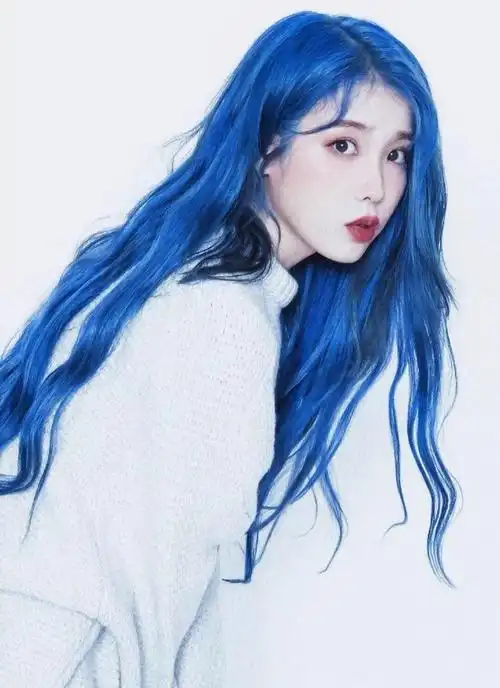 iu李知恩蓝色系头像