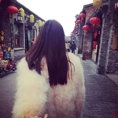 披荆斩棘的你 唯美女生背影长发美图,唯美女生背影长发美图