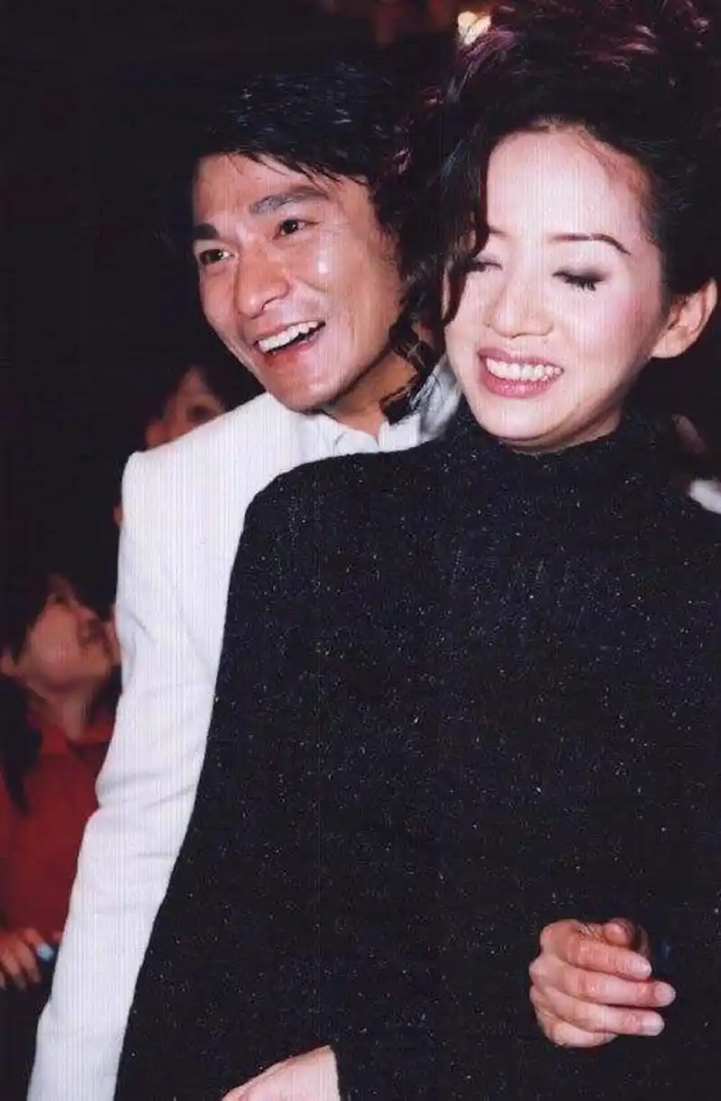 刘德华最重要的4个女人,1位成干女儿,最后1位今生已没机会报恩