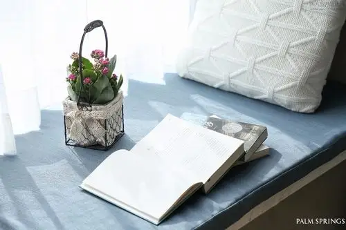 独属于家的都市精致主义,以高雅姿态给予空间温暖质感,将生活品质与