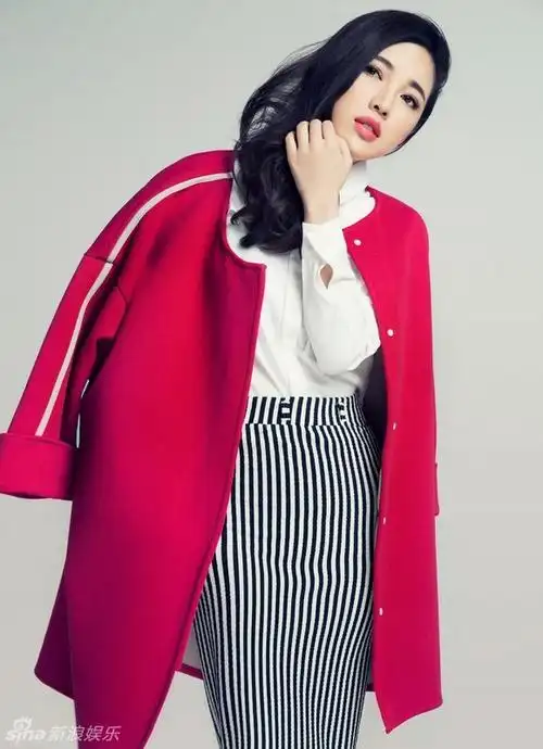 组图:付曼春日大片曝光 混血系美女如樱桃可口_高清图集_新浪网