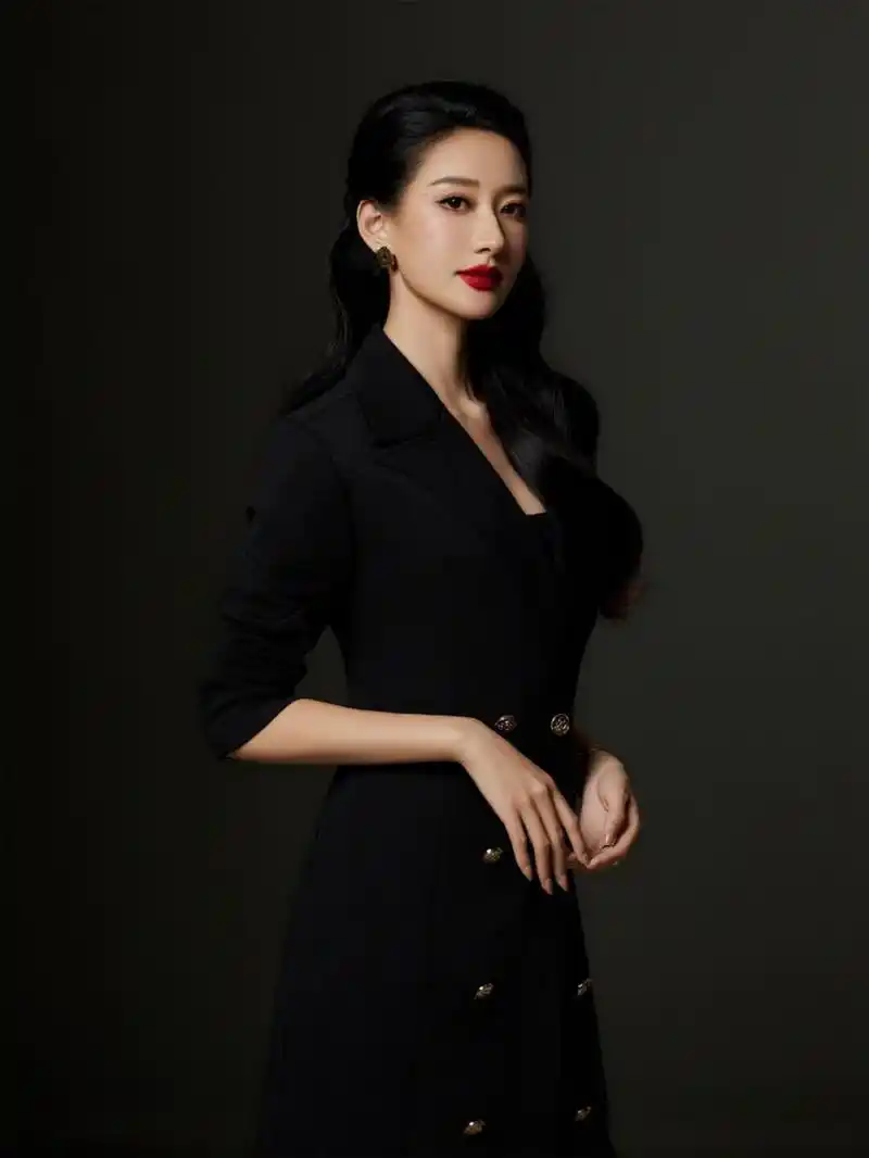 风格:职业照,气质风,个人形象照75 - "一个