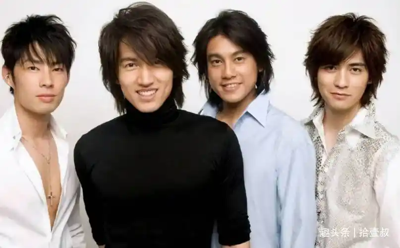 44岁言承旭近况:颜值气质逆生长,经历林志玲,张熙恩后仍未婚_小时候