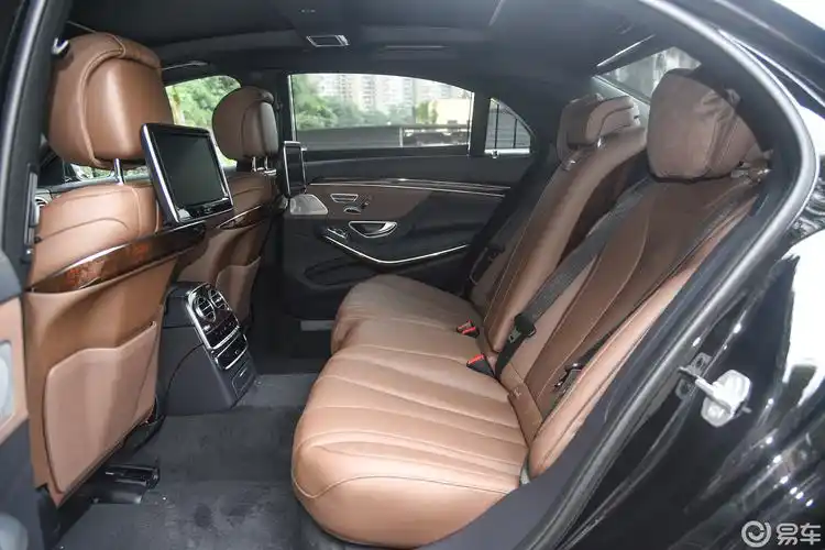 【奔驰s级2017款s 320 l 豪华版后排座椅汽车图片-汽车图片大全】