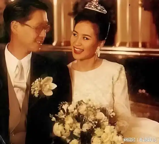 香港豪门联姻,世纪婚礼的背后,是真爱还是利益?
