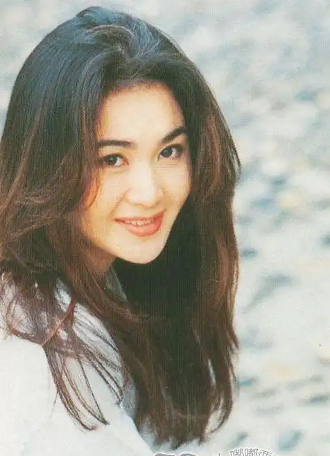 明星和素人的区别:他的同学可能秃头了可他还是阳光大男孩!