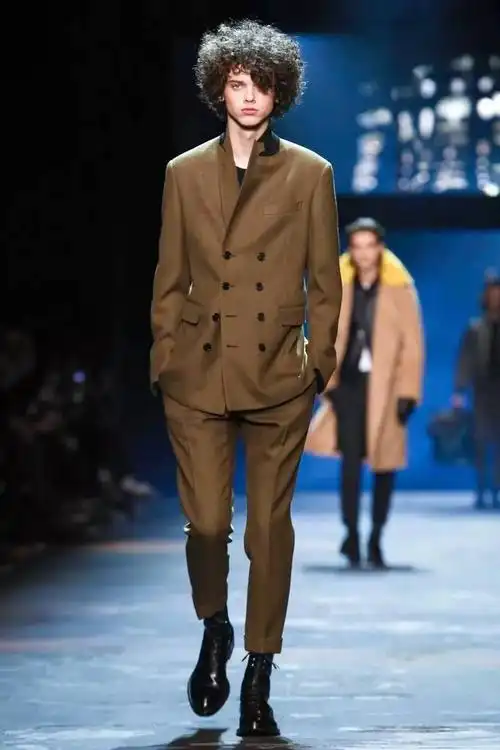 野心勃勃的设计师西装 | fashion week