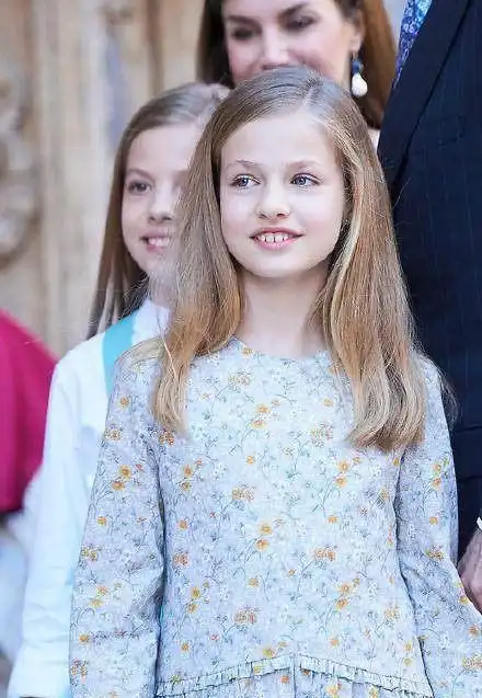 各国公主大比拼摩纳哥公主冷艳高贵最后一位像个老太太