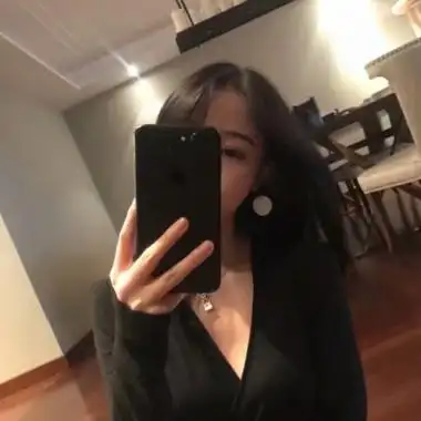 霸气高冷女头看手机,女生头像图片