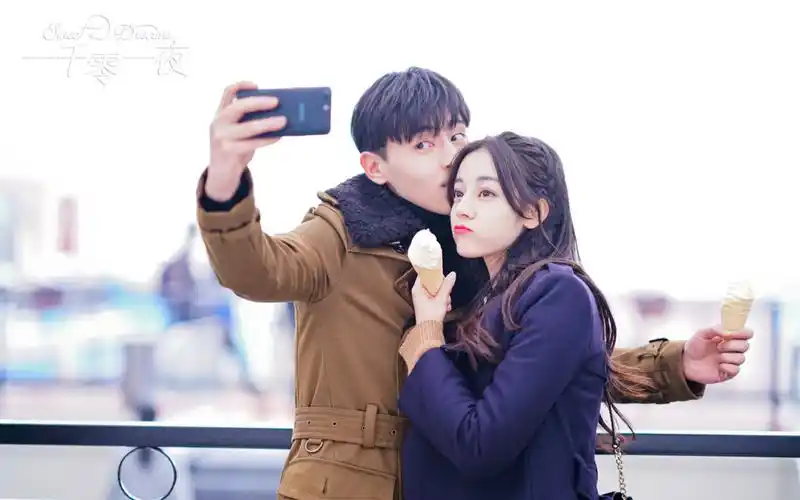 邓伦迪丽热巴《一千零一夜》甜蜜剧照壁纸