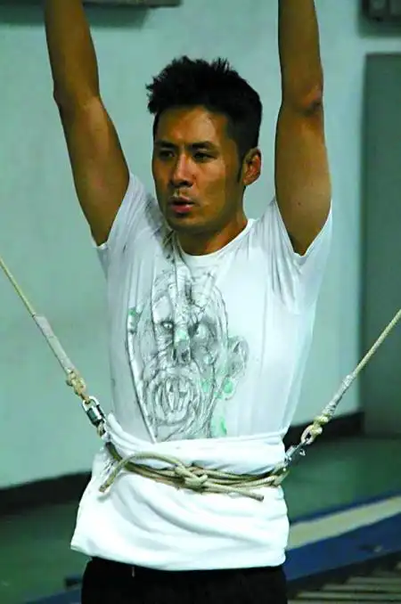 明星跳水频出状况黄征满嘴血李彩桦被吓哭