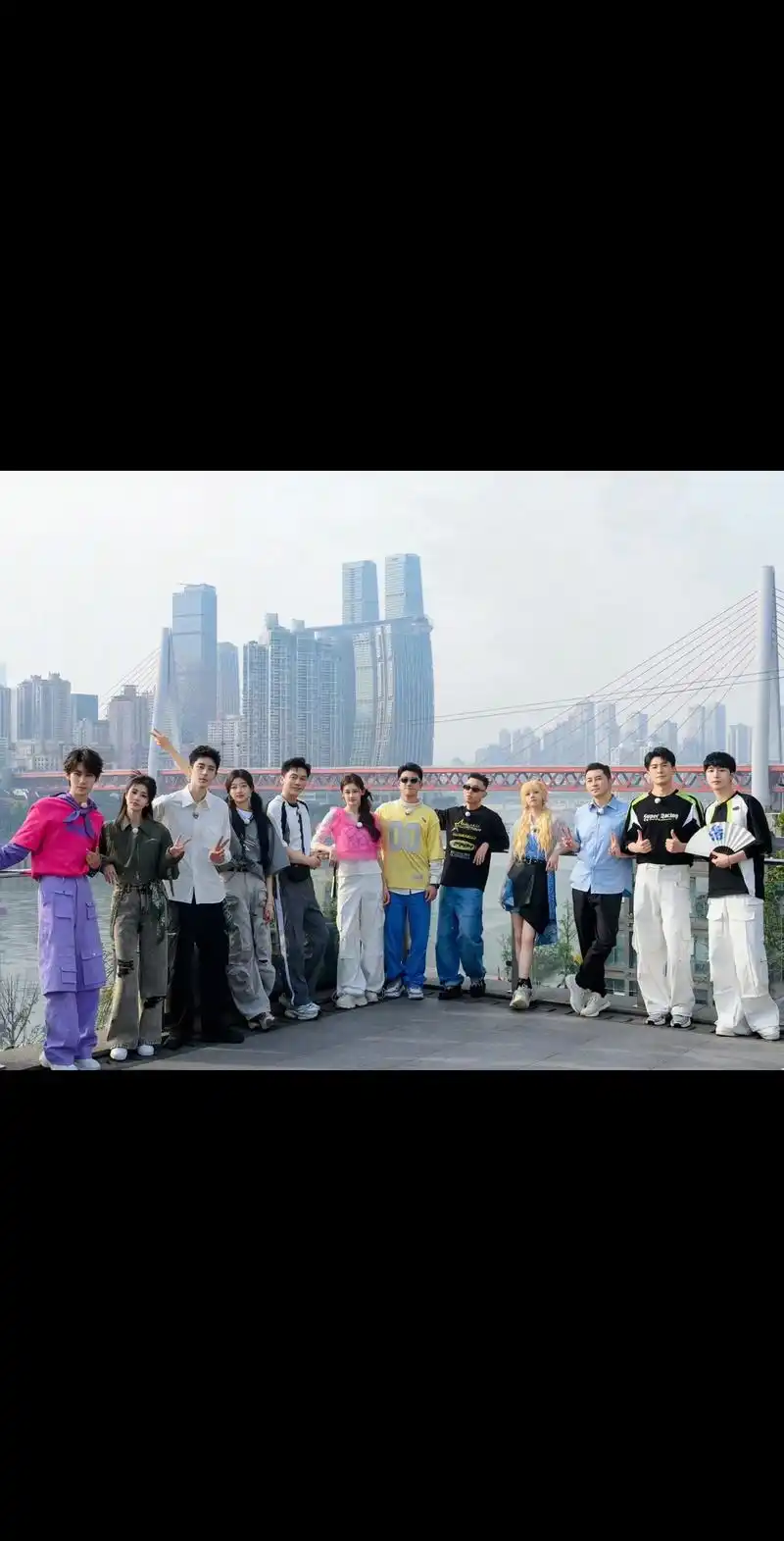 其实 我挺喜欢这一家人.#奔跑吧 #综艺节目 #大合照 - 抖音