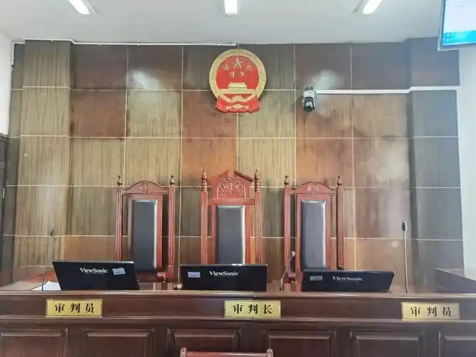 古滇之滨法徽耀司法情怀暖乡民晋城法庭打造立审执新机制服务司法为民