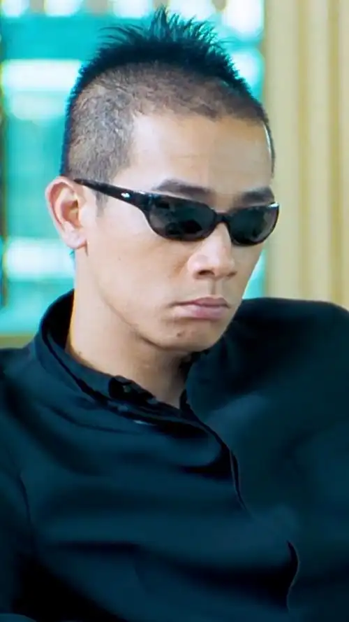 山鸡哥这个发型不是一般人hold得住的