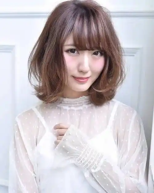 圆脸设计什么发型(圆脸个性发型)