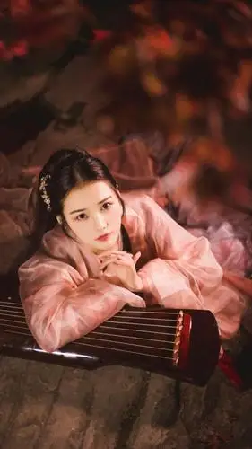 古典气质美女写真,高清桌面,手机锁屏图片-壁纸族