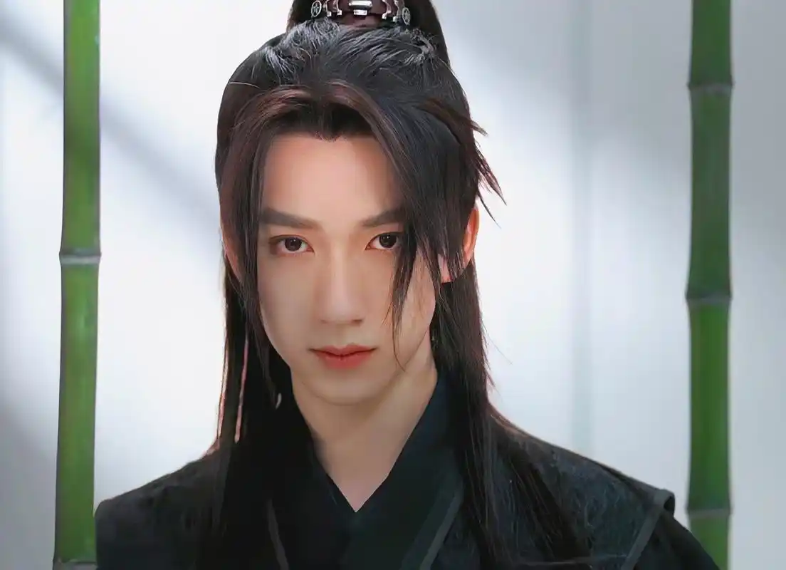 贺峻霖古风图书:陌上人如玉,公子世无双