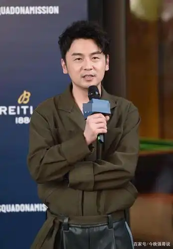 男星雷佳音照片写真合集