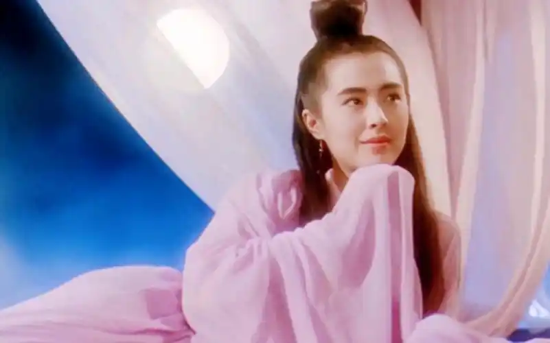 "年轻时的王祖贤美爆你的眼球,古装扮相似天仙下凡!