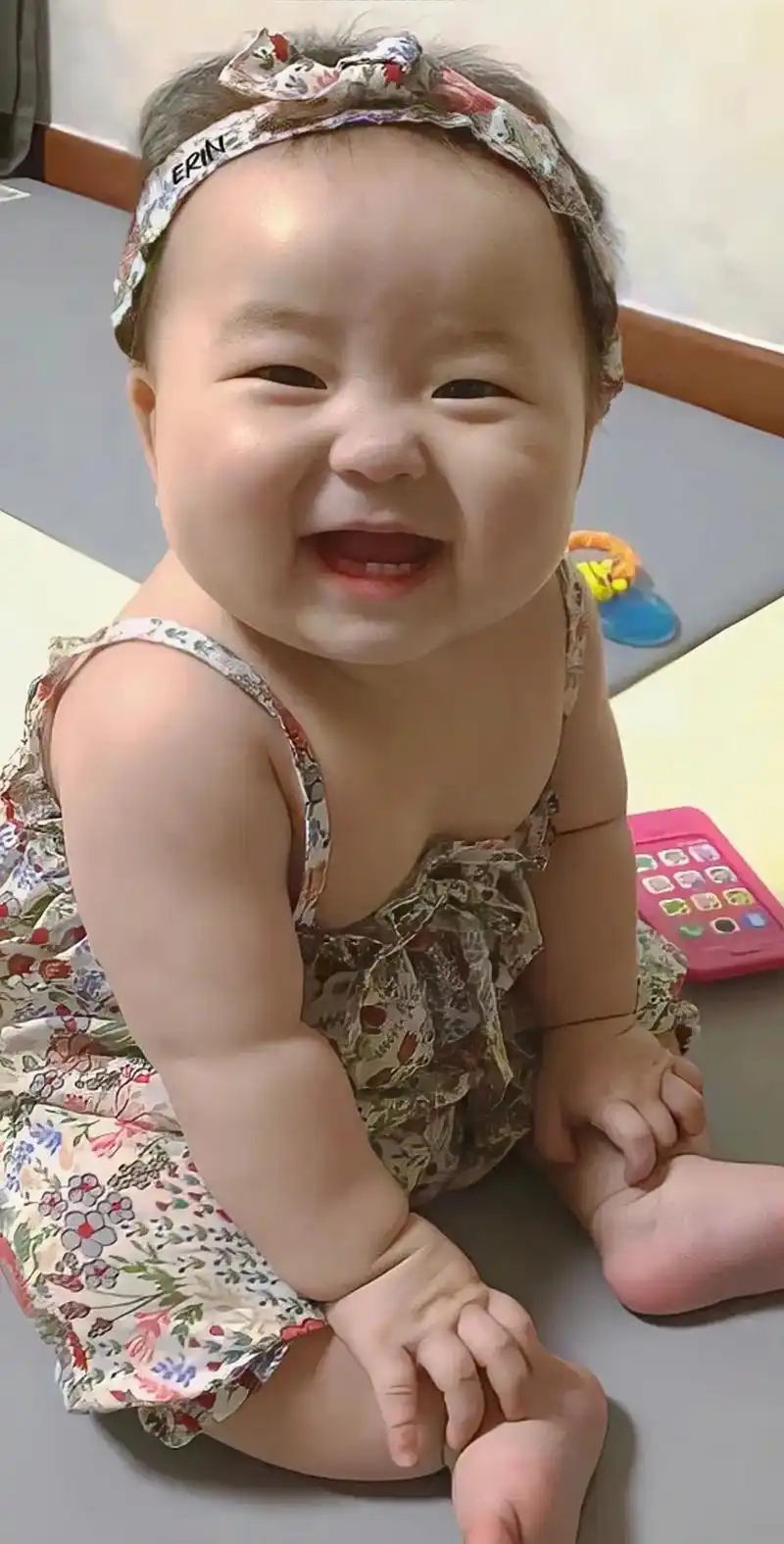 黄夏温 #哈温 温温壁纸第十弹09 - 抖音