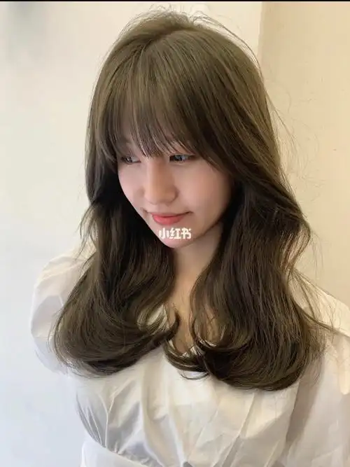 07亚麻青棕发色07 亚麻青棕色 潮州染发 潮州剪发 青木亚麻灰