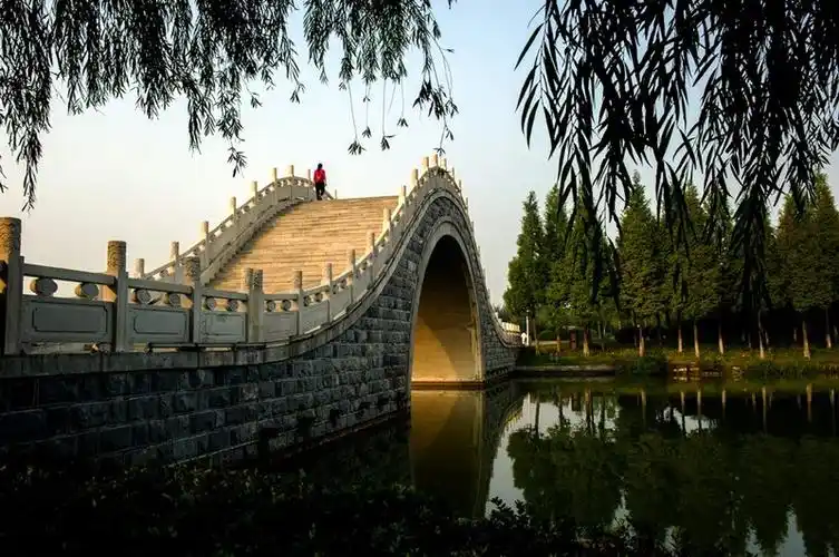 徐州市小南湖解忧桥