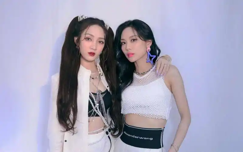 【孟佳|王霏霏】一个像夏天一个像秋天