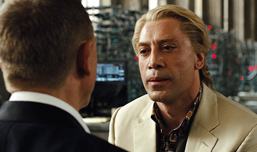 "丹尼尔·克雷格&哈维尔·巴登,[007:大破天幕杀机],2012年.