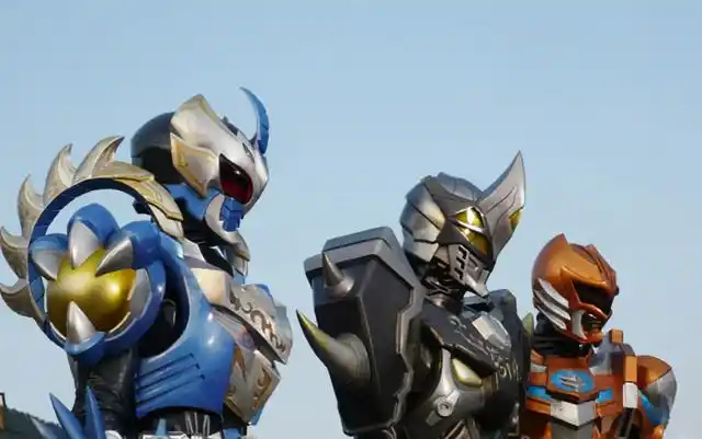 《铠甲勇士》:五行铠甲召唤人实力排名——东杉